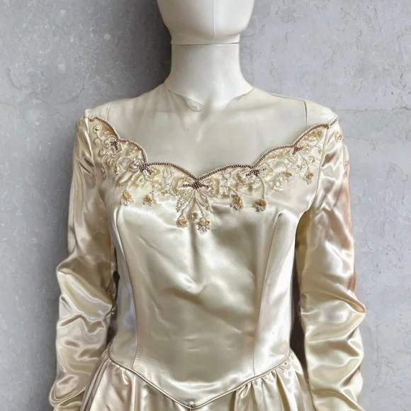 Vintage Satin Wedding Dress